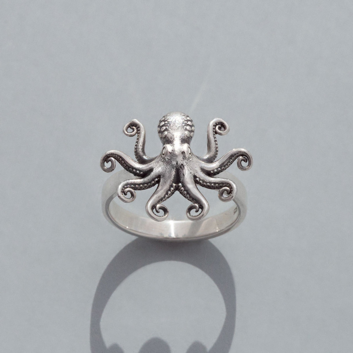 Mini Kraken Octopus ring in Sterling Silver