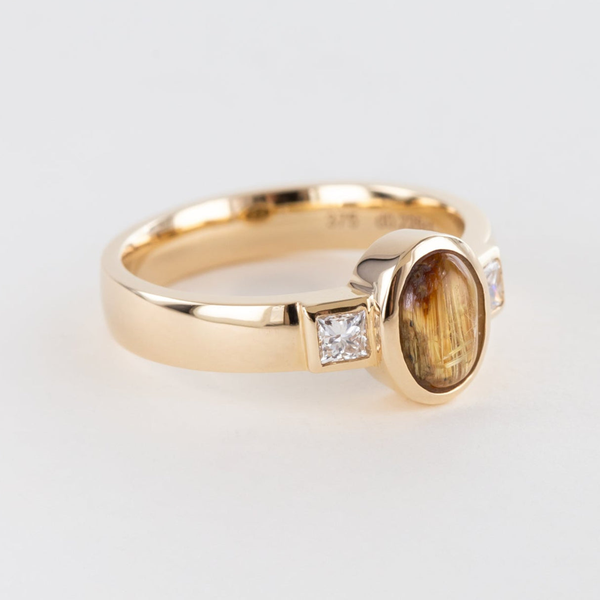 Glittery Rutile Quartz Memories Ring in Gold with Diamonds