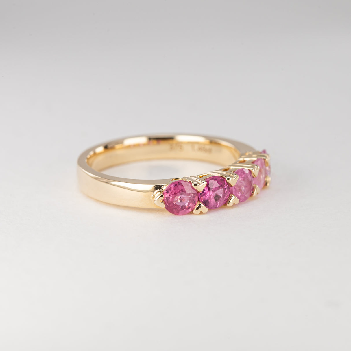 Pink Ombré Sapphire Heart Claw Ring