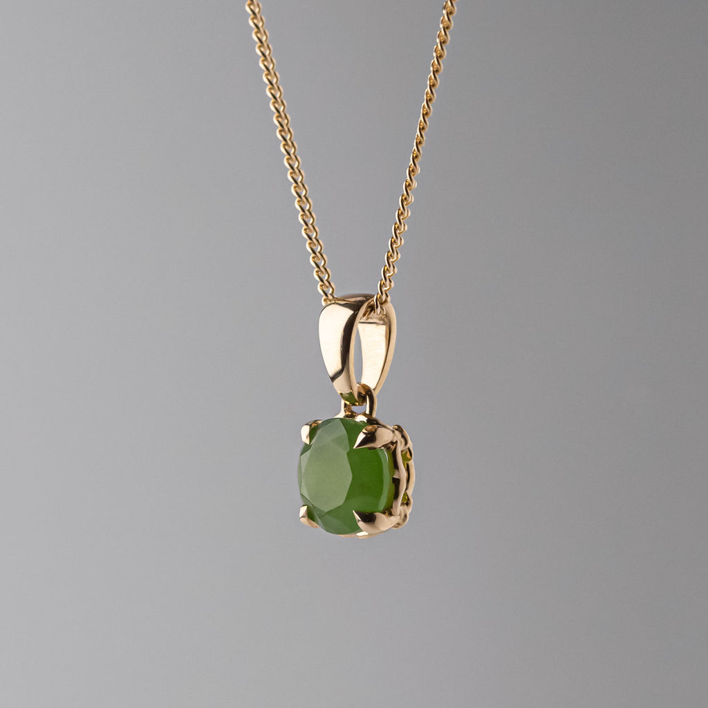 Baby Dewdrop pendant with Pounamu in 9 carat Gold