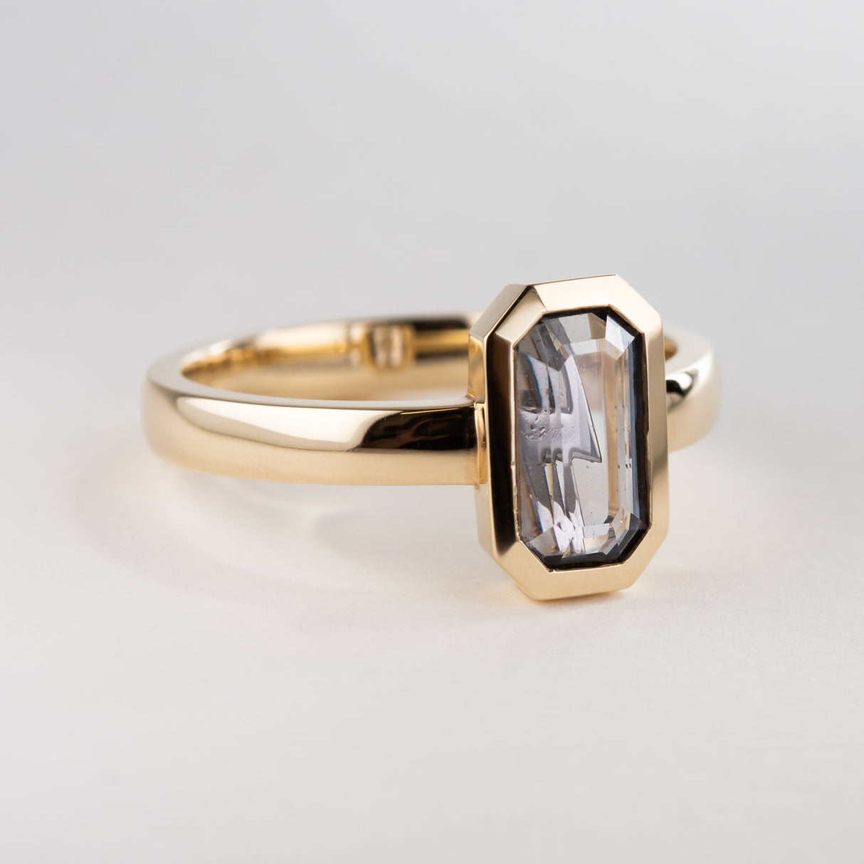 Thunderstorm ring with Grey Spinel in 9ct Gold and Platinum