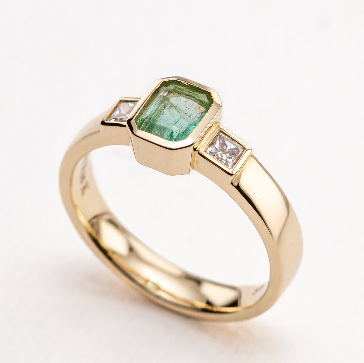 Mojito Sorbet Pastel Emerald Ring