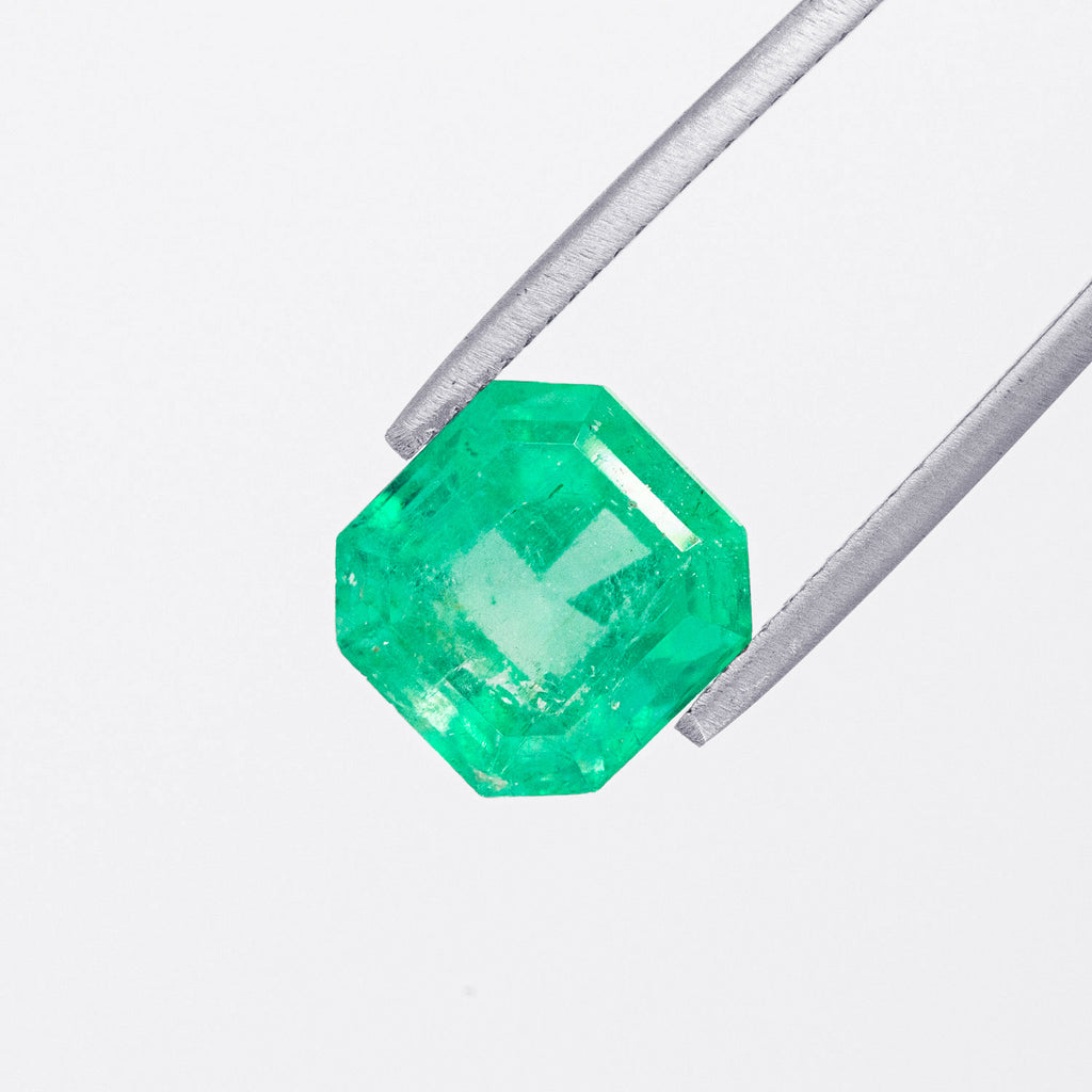 Neon Emerald - Emerald cut 4.94 carats