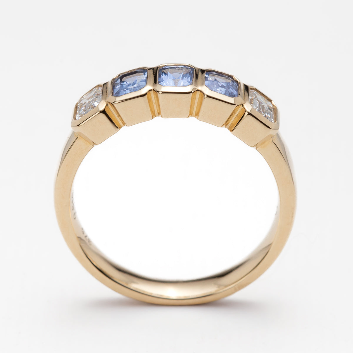 Lakeside Windows Sapphire Gold Ring