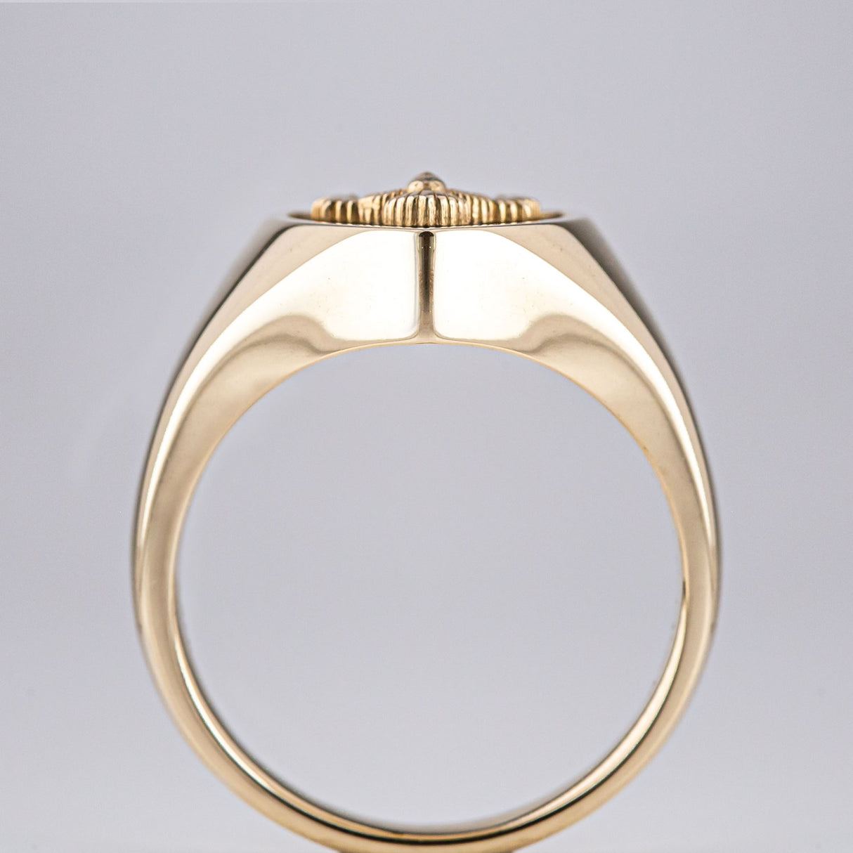 Pounamu Owl Crest Signet ring in Yellow Gold or Platinum