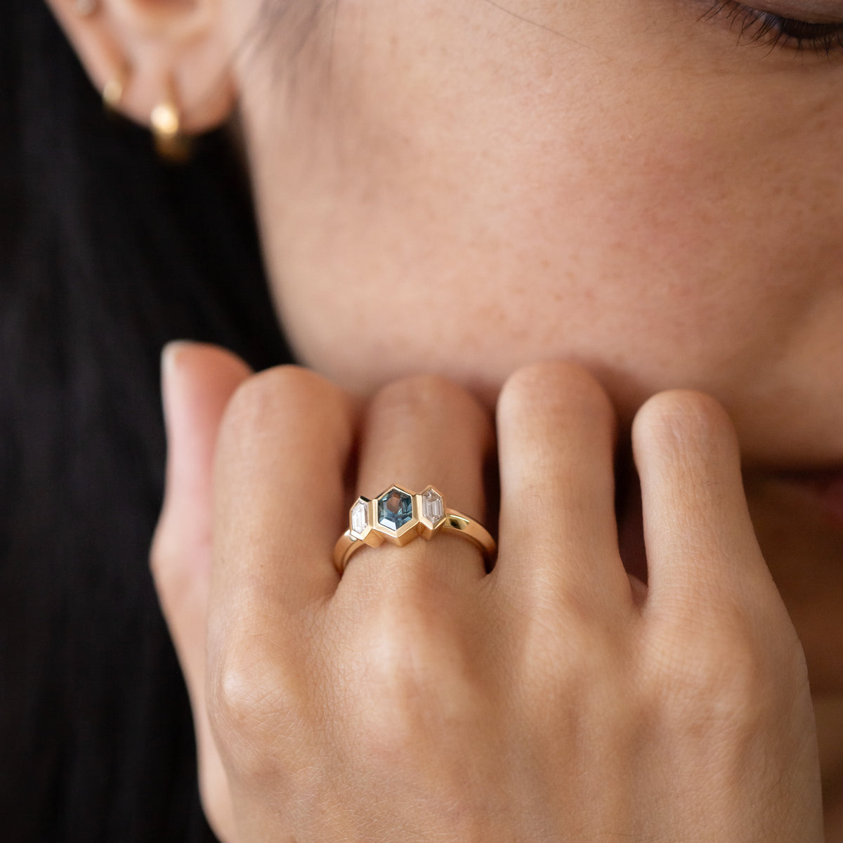 Delphi Sapphire Gold Ring