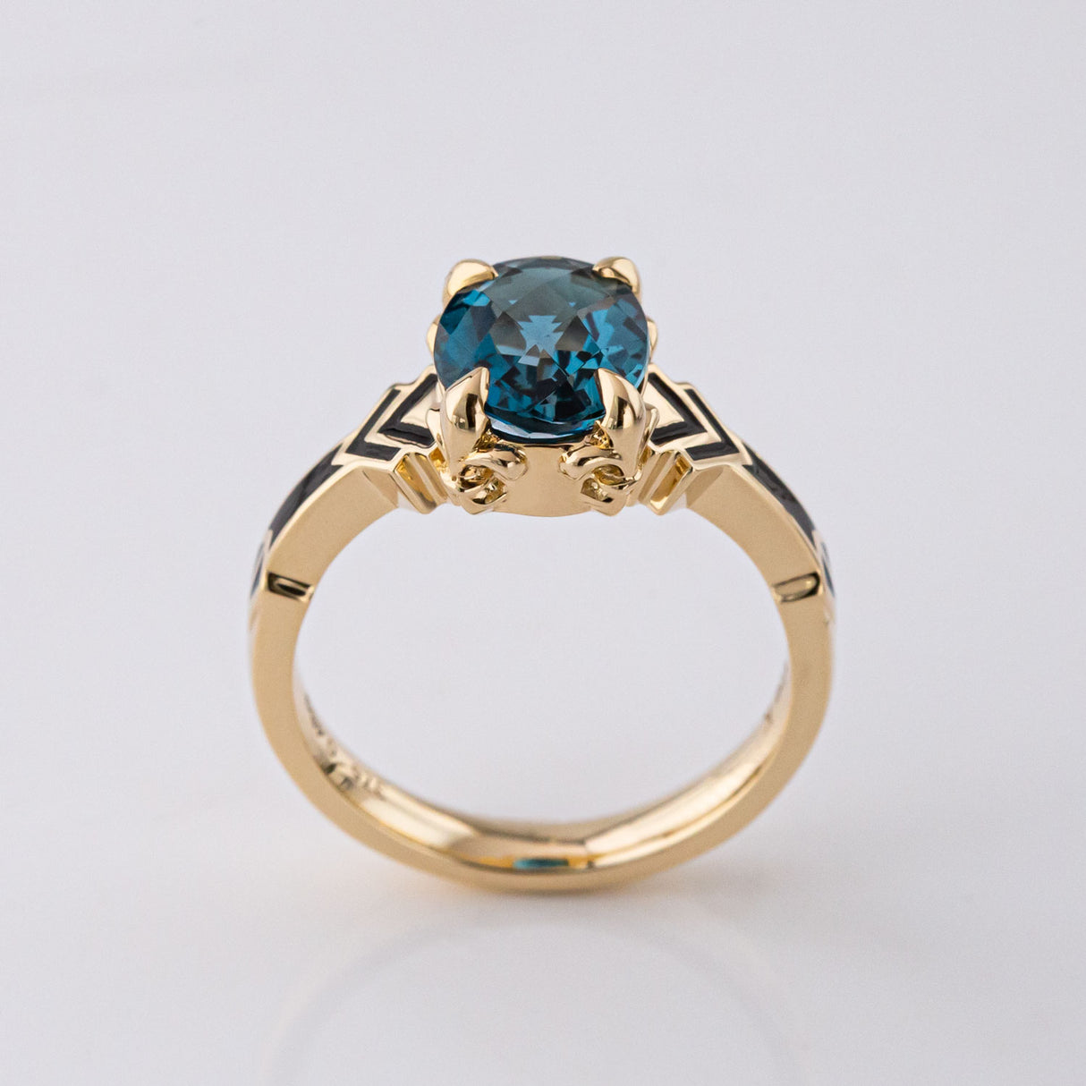 Robin Hood ring with London Blue Topaz