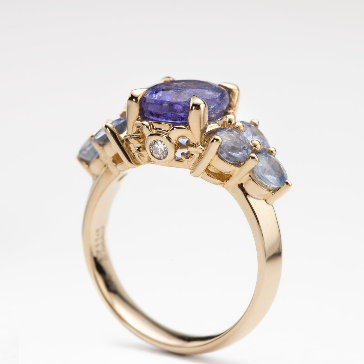 Iris Bouquet Ring in Tanzanite and Sapphire