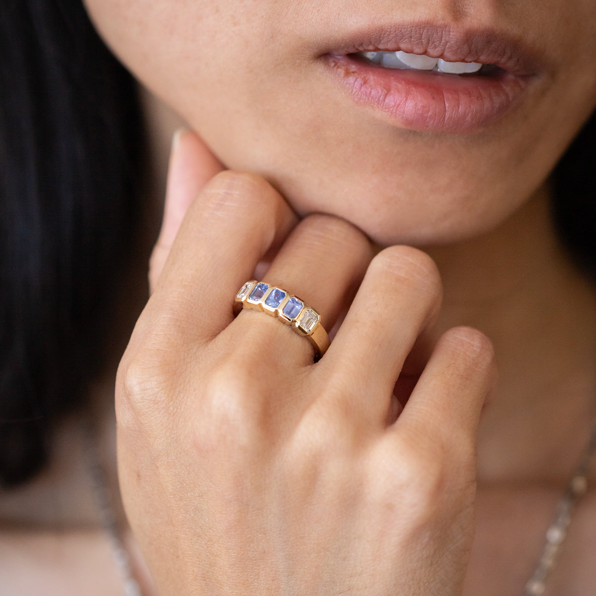 Lakeside Windows Sapphire Gold Ring