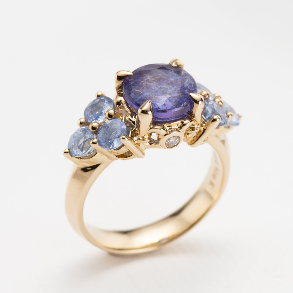 Iris Bouquet Ring in Tanzanite and Sapphire
