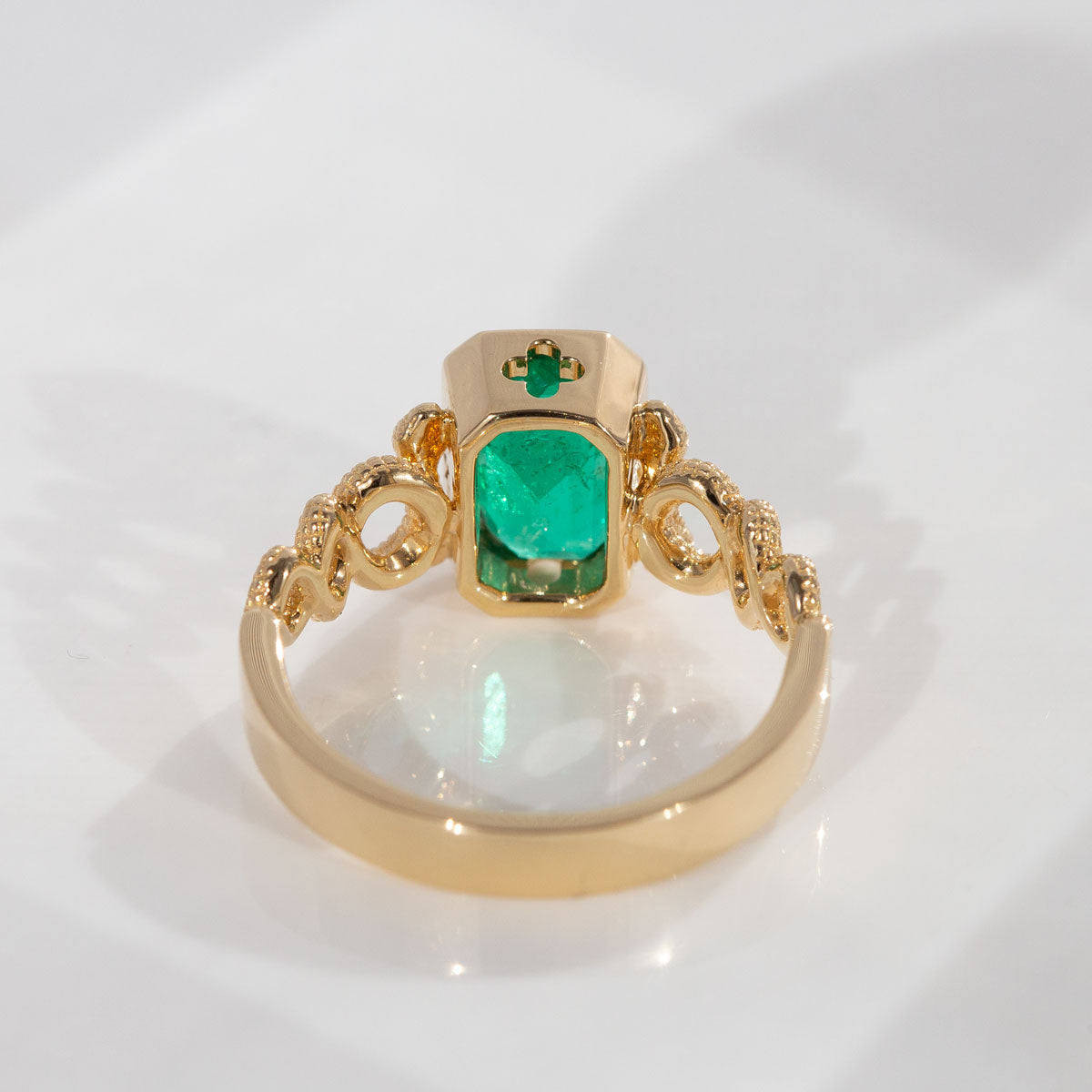1.66 carat Emerald Snake Charmer ring in 18 carat Gold