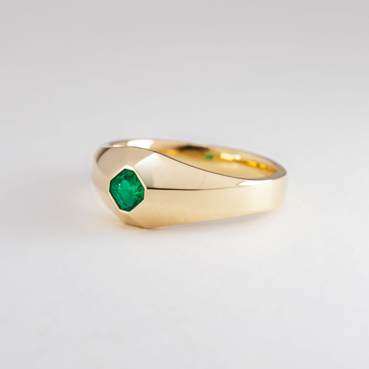 Emerald Geometric Signet Ring