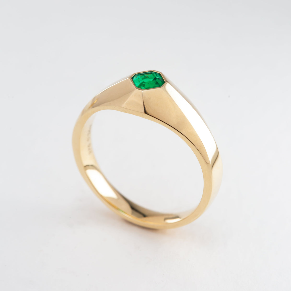 Emerald Geometric Signet Ring