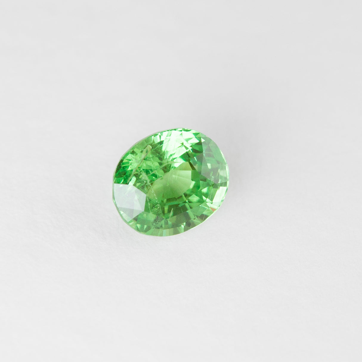 Clover Green Tsavorite Oval 1.55 carats