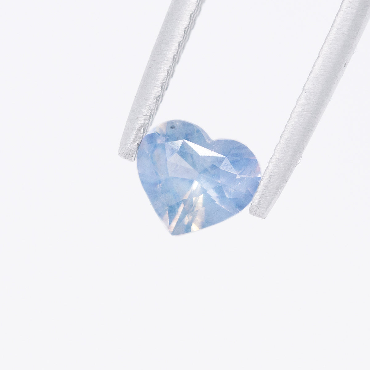 Opalescent Blue Heart Sapphire 1.13 carat