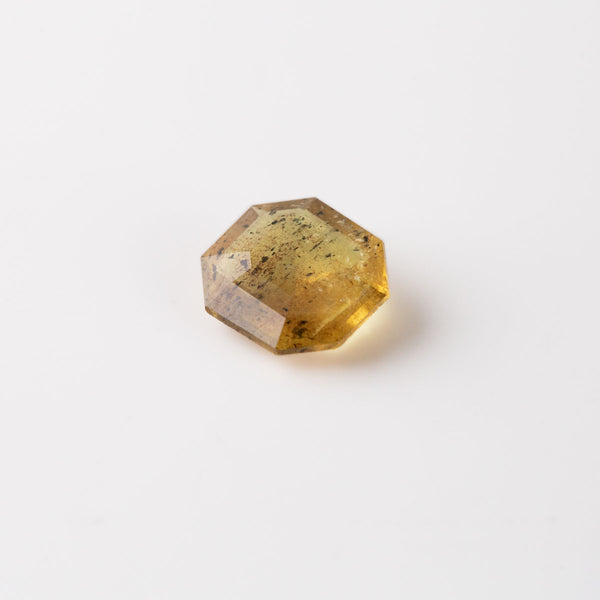 Golden Salt and Pepper Sapphire Octagonal cut 2.08 carats