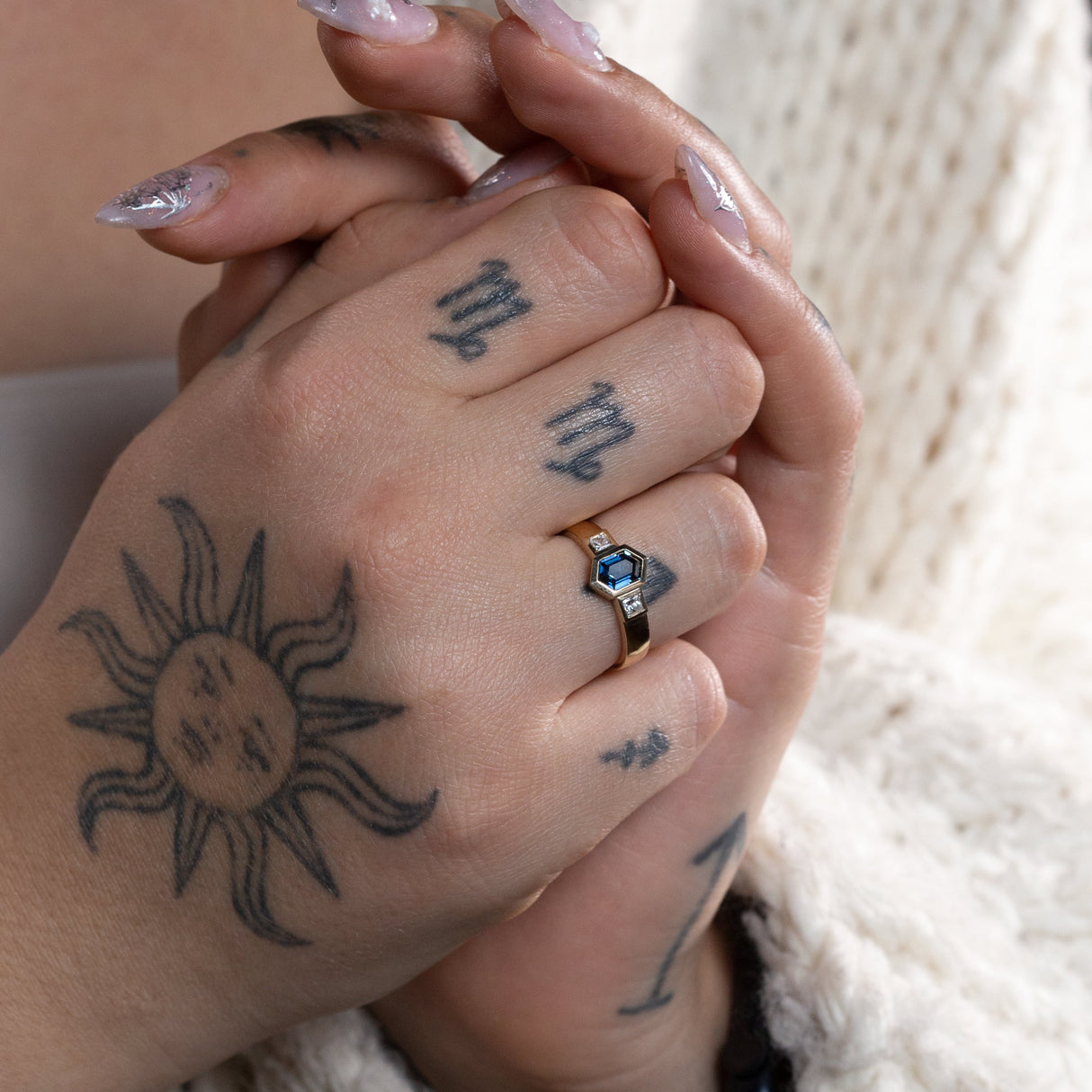 Little Princess ring with Blue Sapphire and Diamonds