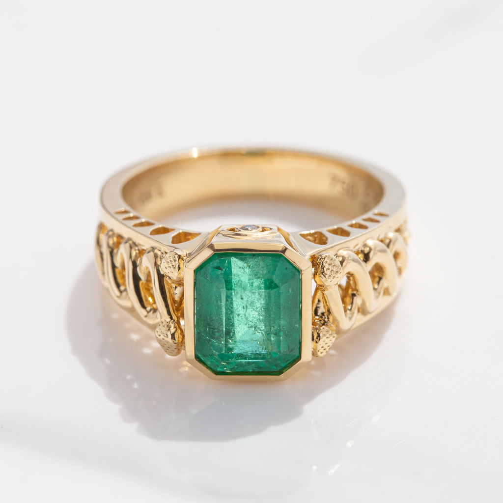 2.6 carat Emerald Golden Snake Bridge ring in 18 carat Gold
