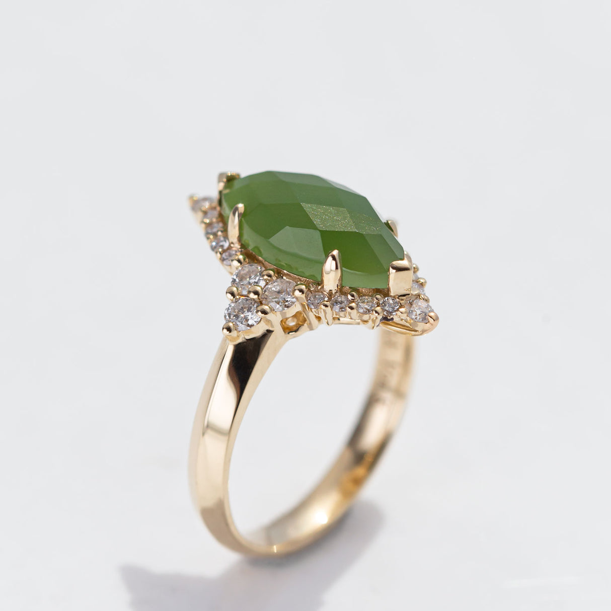 Pounamu Marquise and Diamond Starlight ring in Yellow Gold or Platinum
