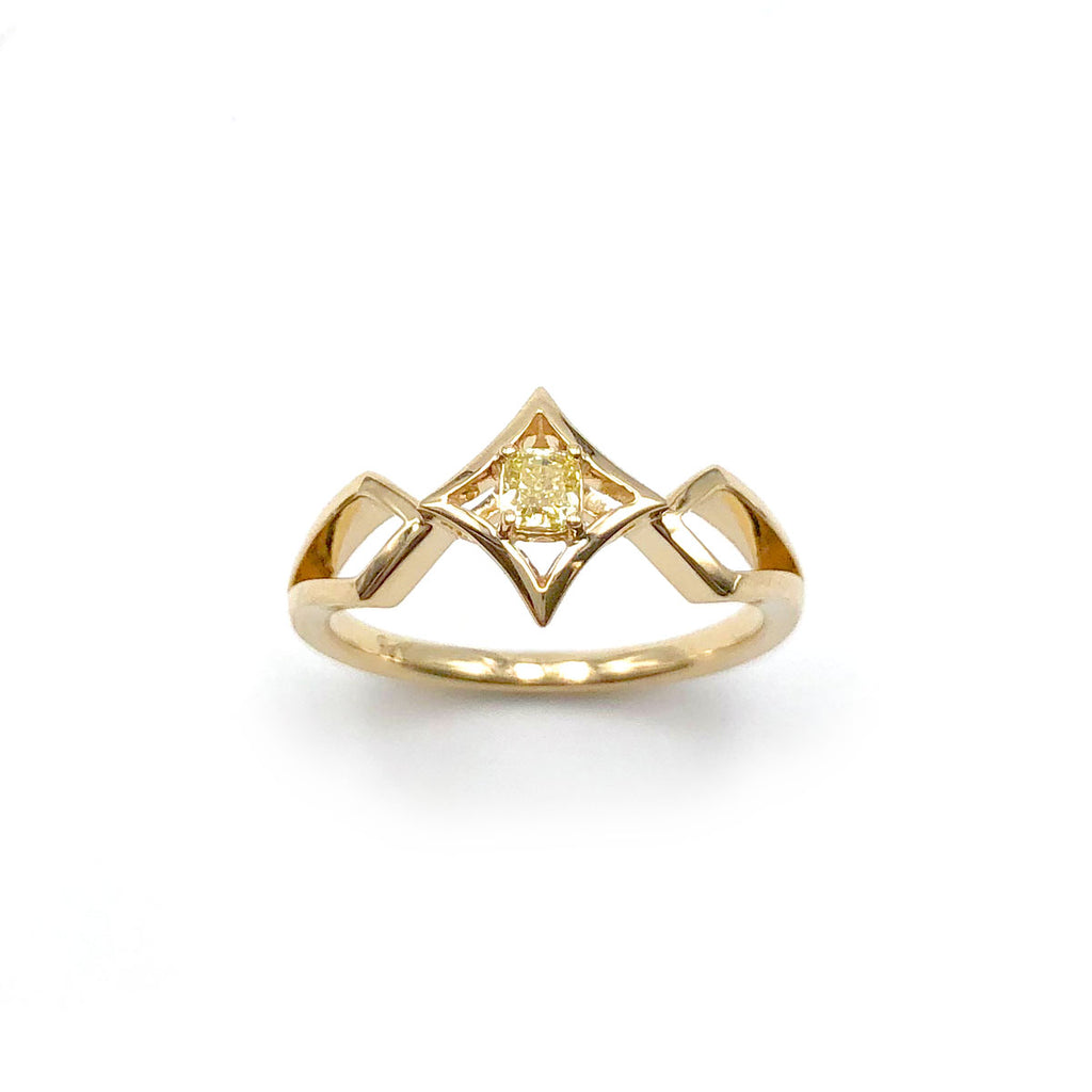 Celestial Elf Queen Champagne Diamond Ring in 9 carat Yellow Gold