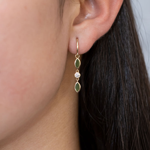 9 carat clearance gold drop earrings