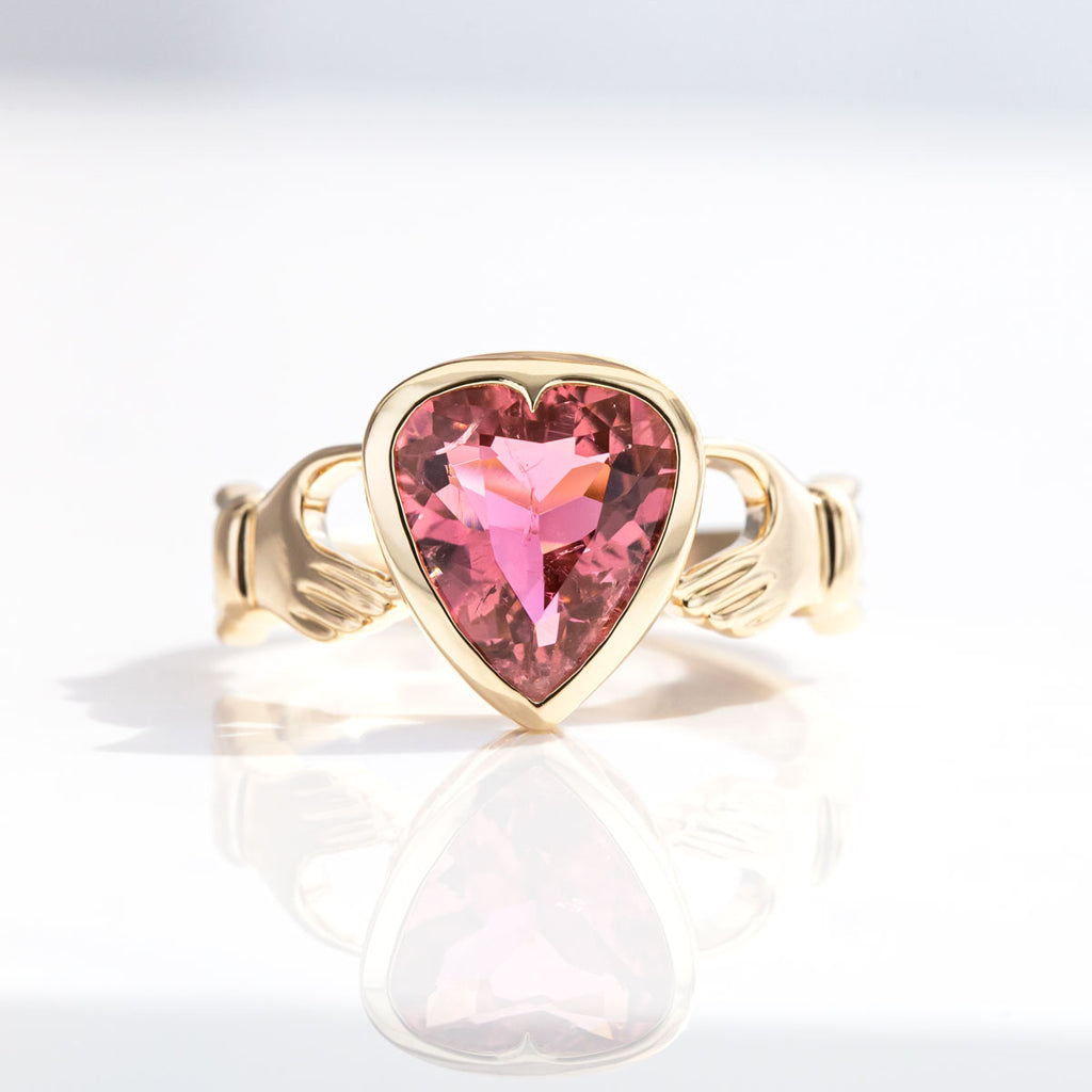 2.6 carat Pink Tourmaline Sweetheart ring in 9 carat Gold