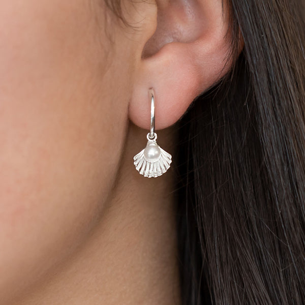 Venus Pearl Earrings in Sterling Silver