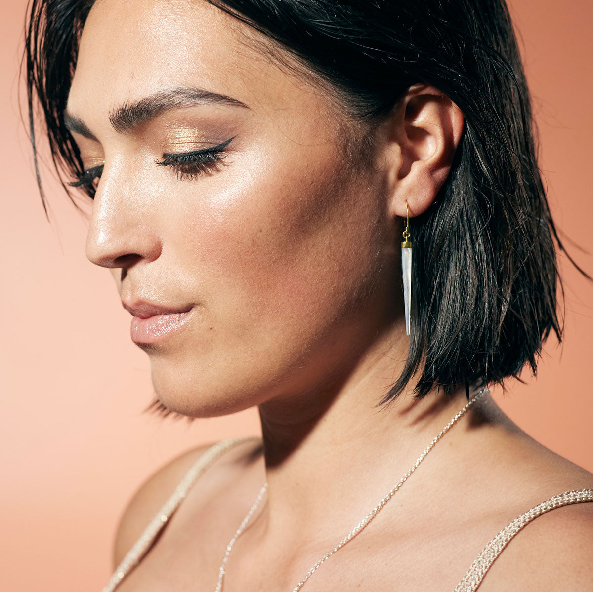 14 carat Gold Mother of Pearl Icicle Earrings