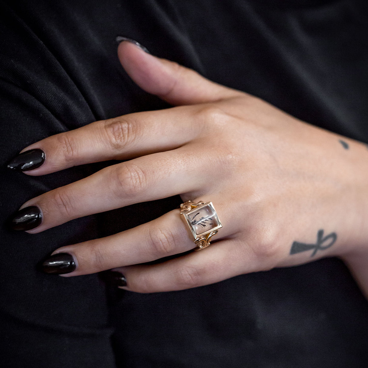 Black Tree Quartz Flourish ring in 9 carat Gold