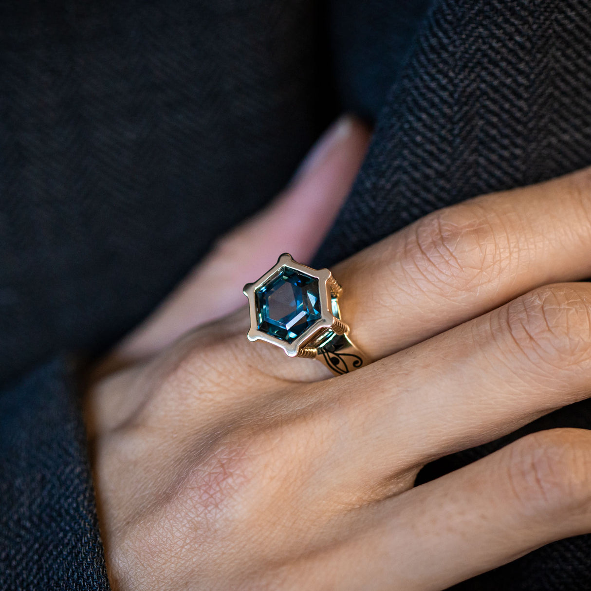 Eye of Horus / Eye of Ra ring with London Blue Topaz  in 9 carat Gold