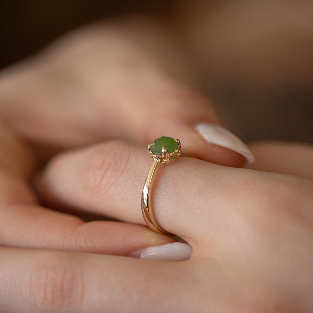 Baby Dewdrop ring with Pounamu in 9 carat Gold