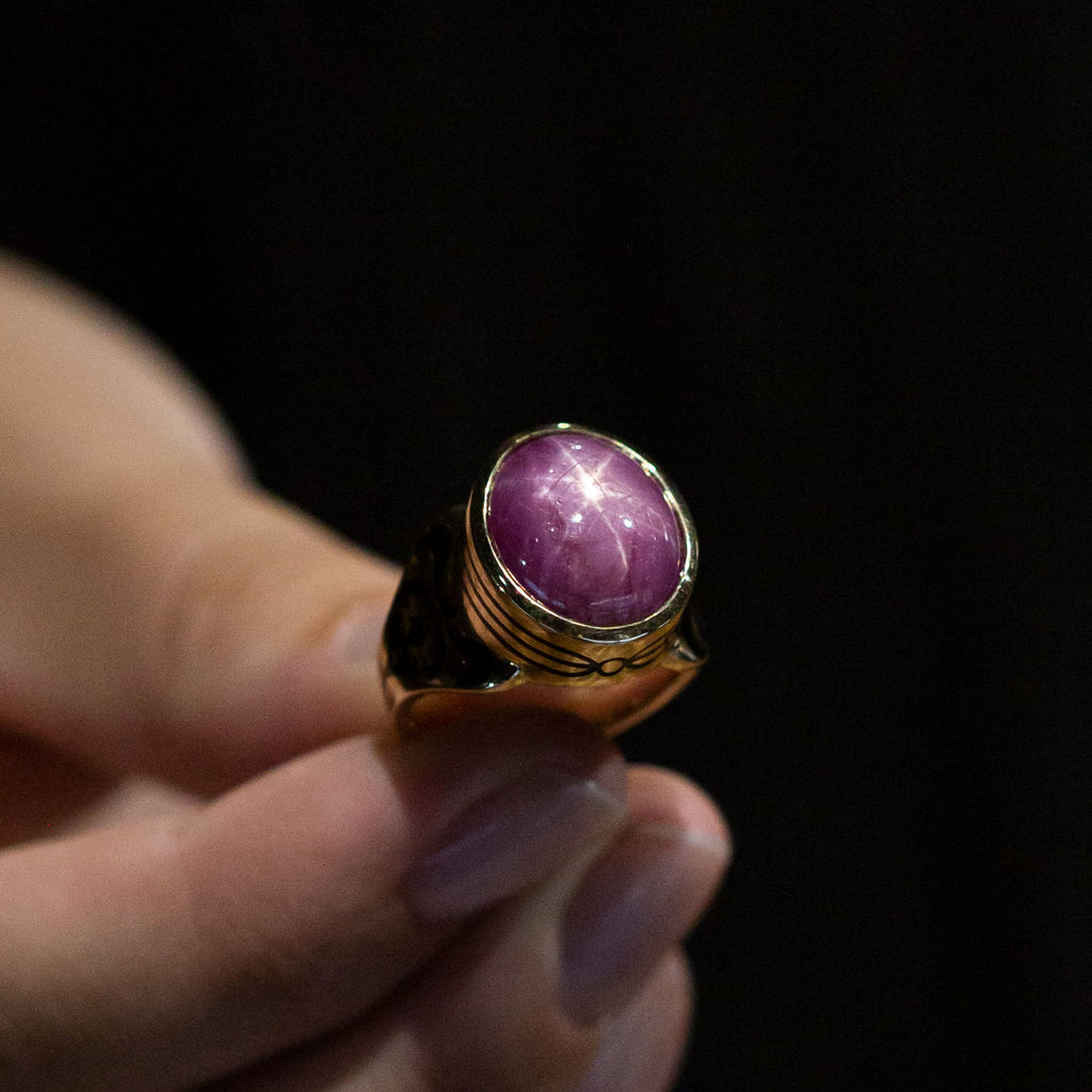 Pink Star Ruby Nouveau Deco ring in 9 carat Gold