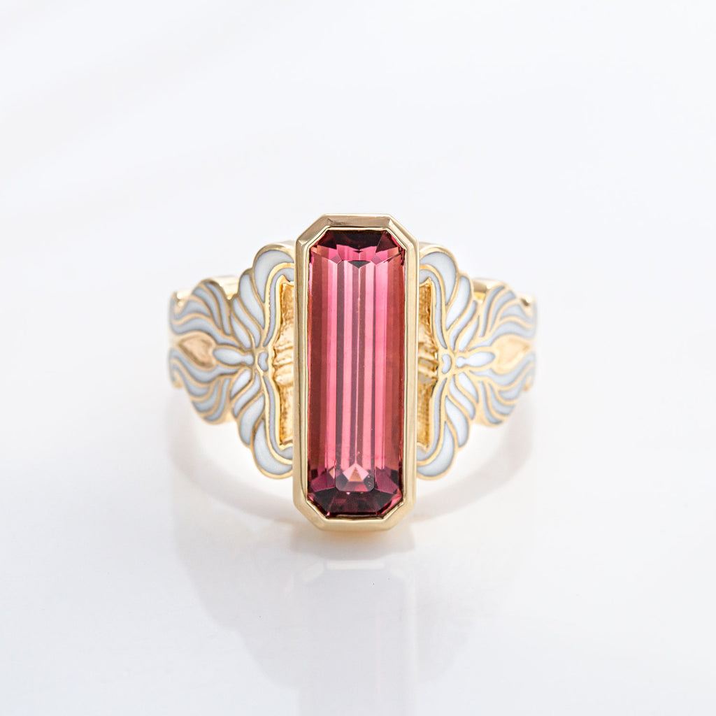 White Monarch ring with Rose Tourmaline in 9 carat Yellow Gold