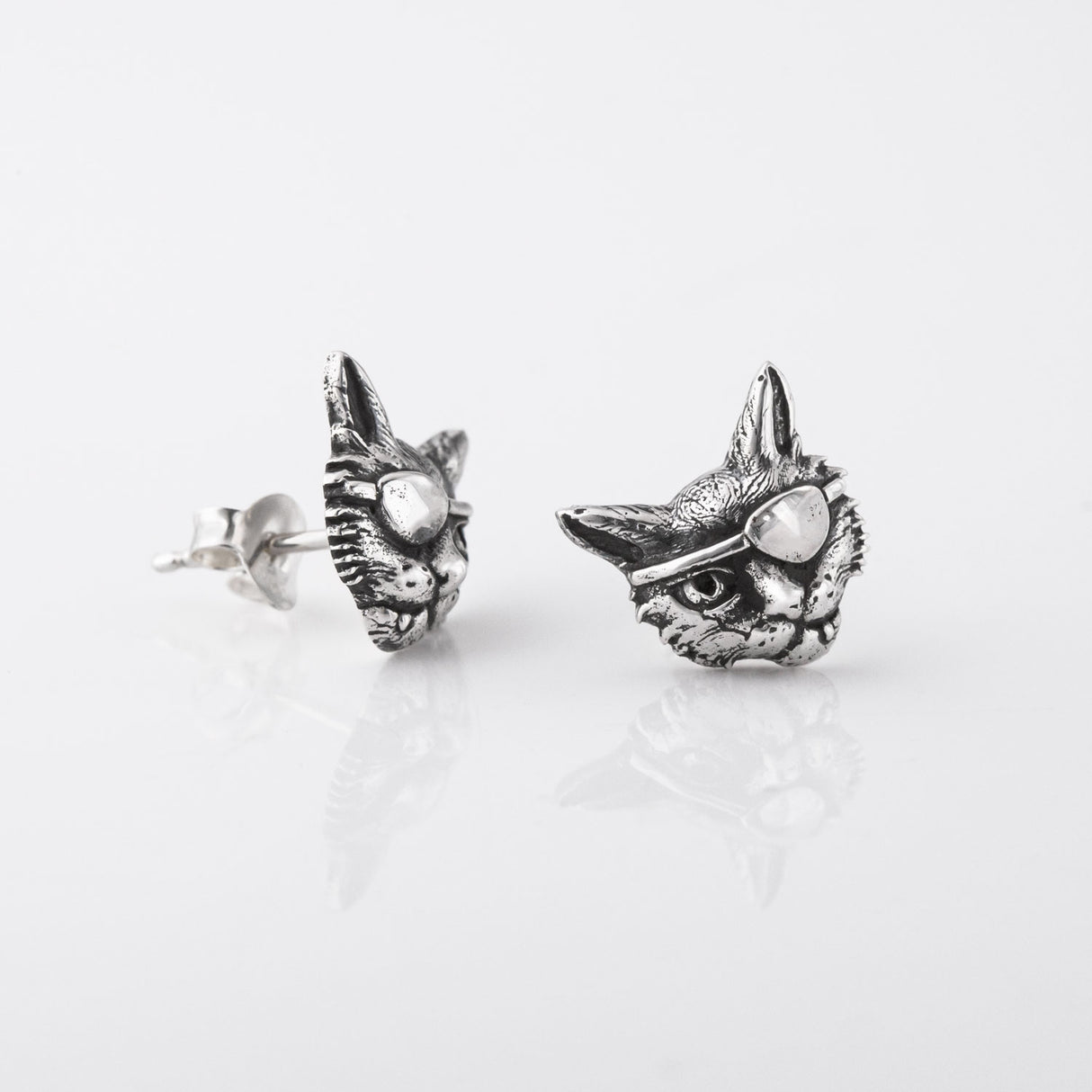 Pirate Cat Studs