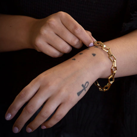 Solid Gold Hex Bracelet in 9 carat Yellow Gold