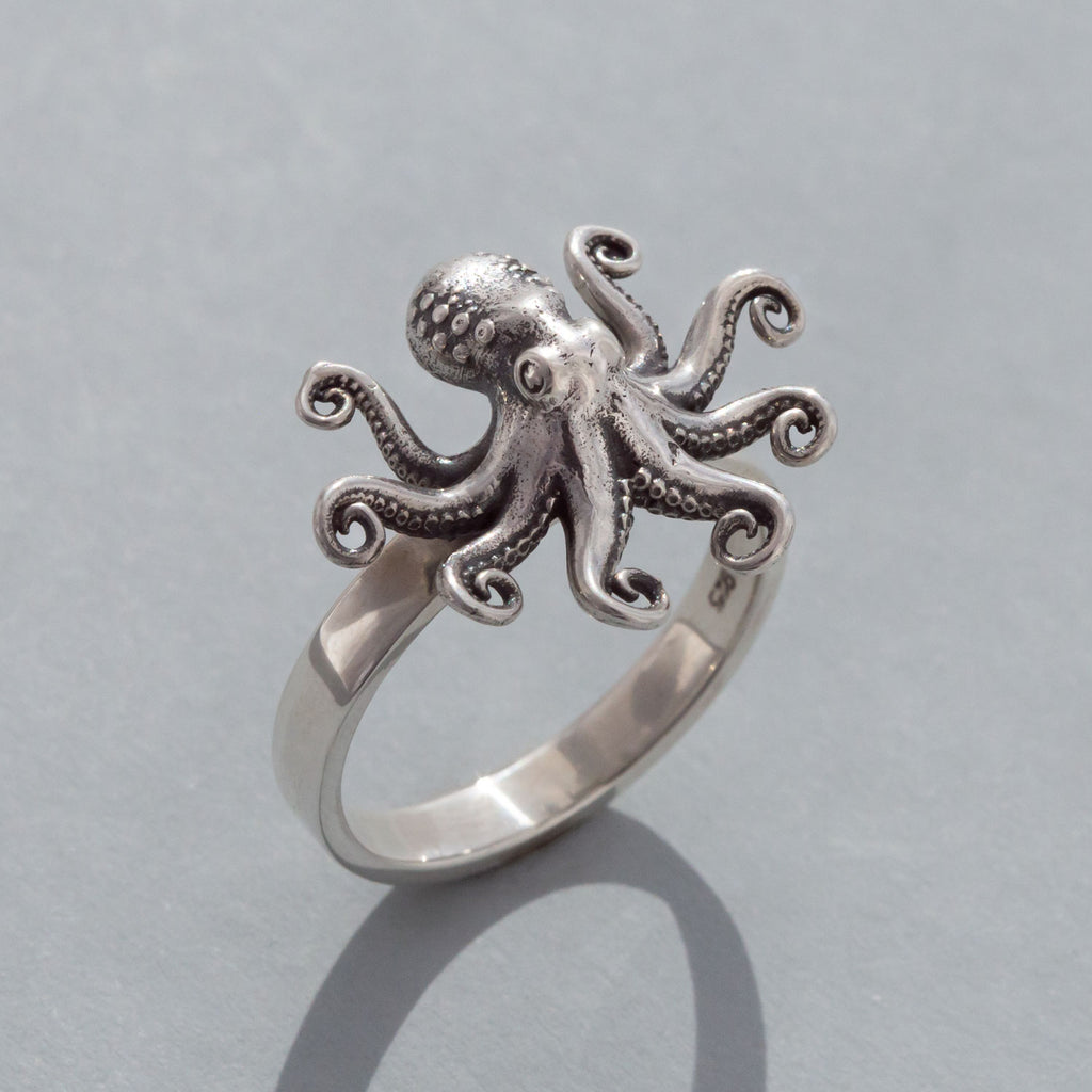 Mini Kraken Octopus ring in Sterling Silver