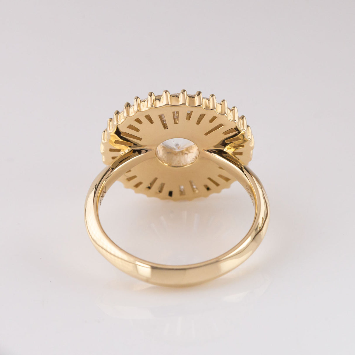 Renaissance Ruffle ring with Diamonds and Rainbow Moonstone in 9 carat Gold