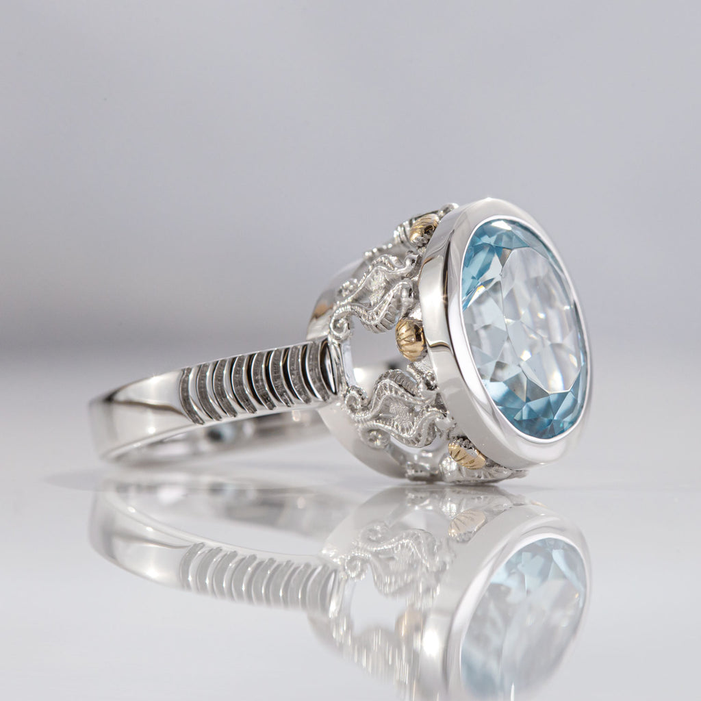 7.97 carat Aquamarine Oval Seahorse Temple ring in Platinum and 9 ct Gold