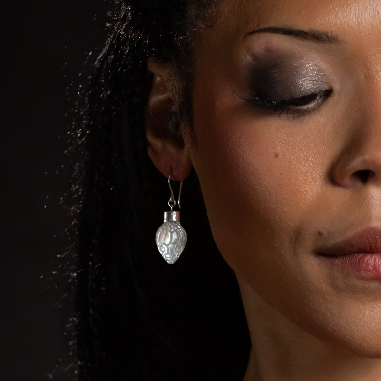 Venom Earrings in Mother of Pearl