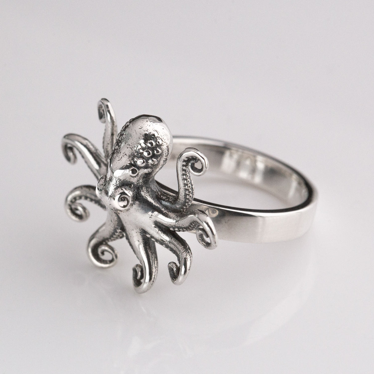 Mini Kraken Octopus ring in Sterling Silver