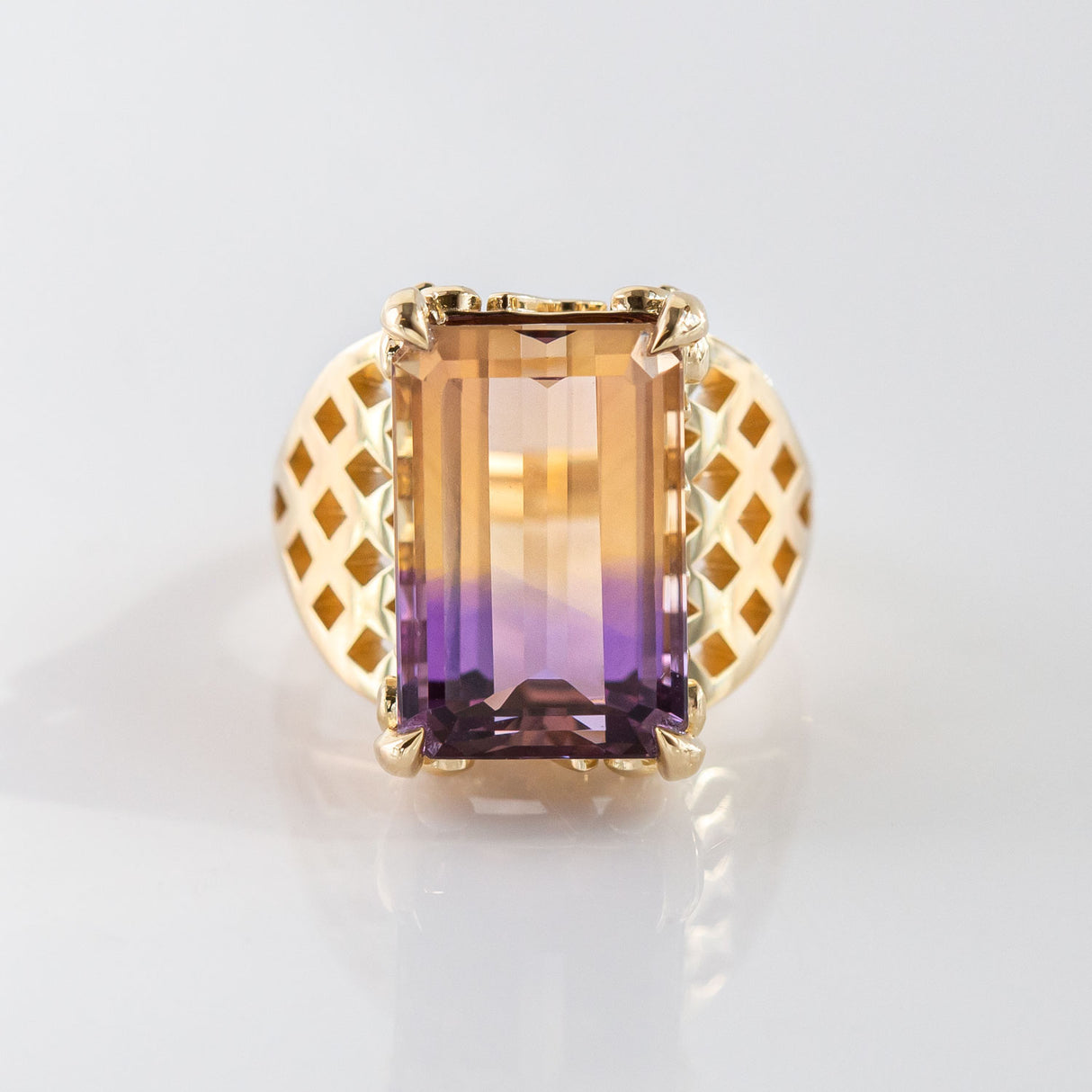 The Femme Fatale Assassin Ring with Ametrine in 9 carat Gold