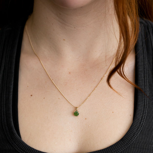 Baby Dewdrop pendant with Pounamu in 9 carat Gold