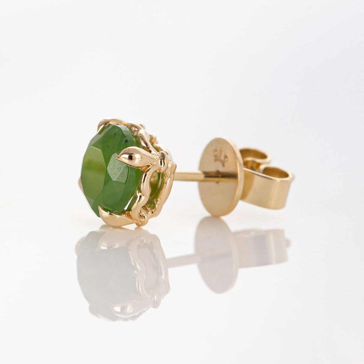 Baby Dewdrop stud earrings with Pounamu in 9 carat Gold