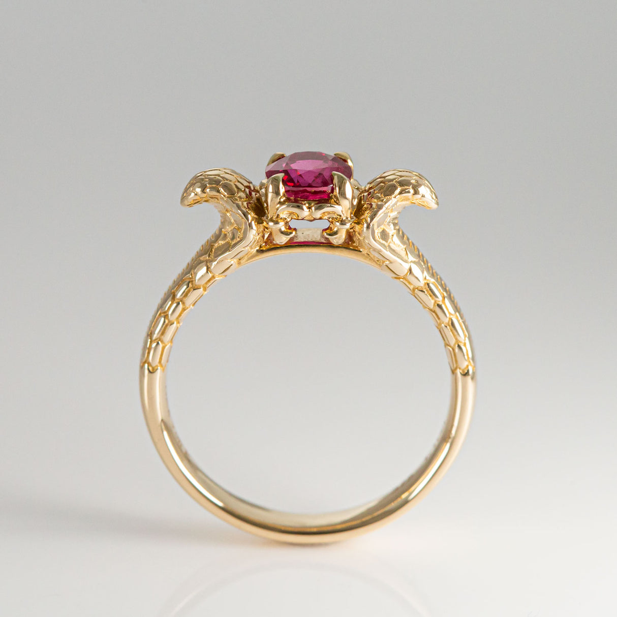 1.10 carat Red/Pink Sapphire Double Rising Cobra ring in 9 carat Gold