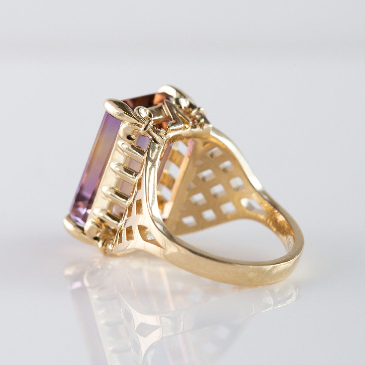 The Femme Fatale Assassin Ring with Ametrine in 9 carat Gold