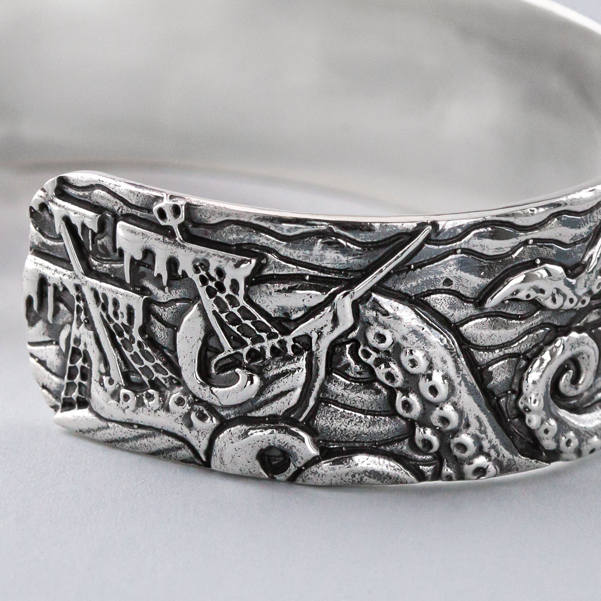 Epic Kraken Cuff