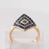 Magic Carpet ring with Sapphires in 14 carat Gold