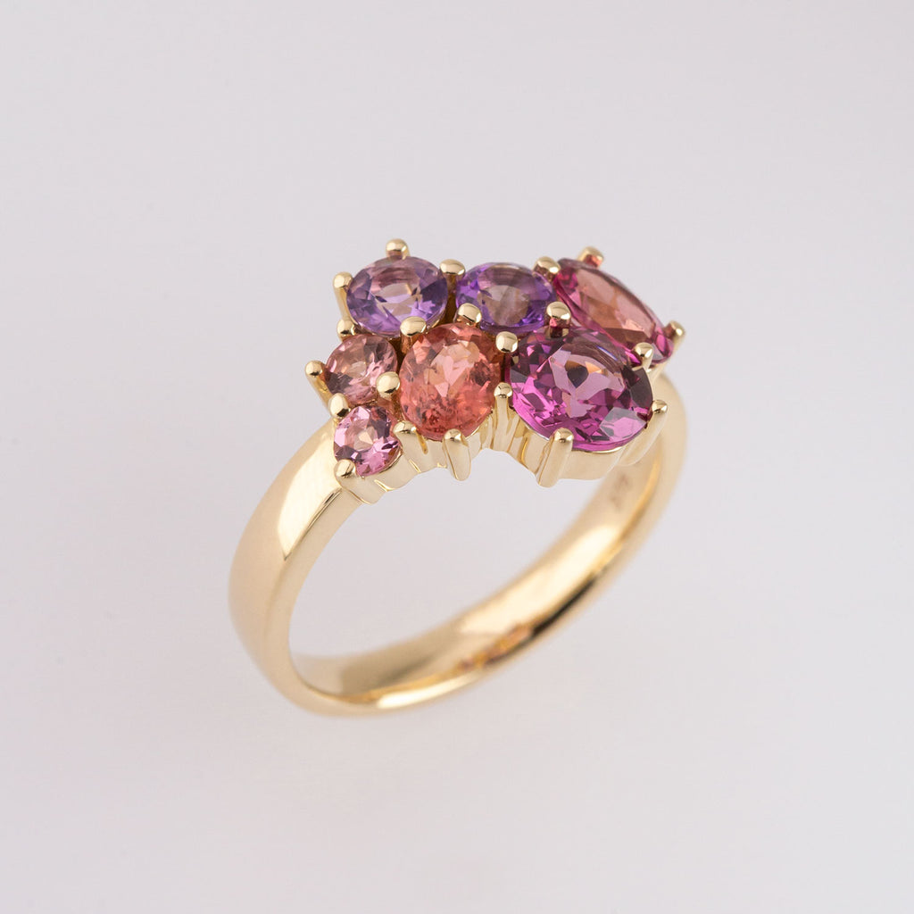Wildberry Cluster ring in 9 carat Gold