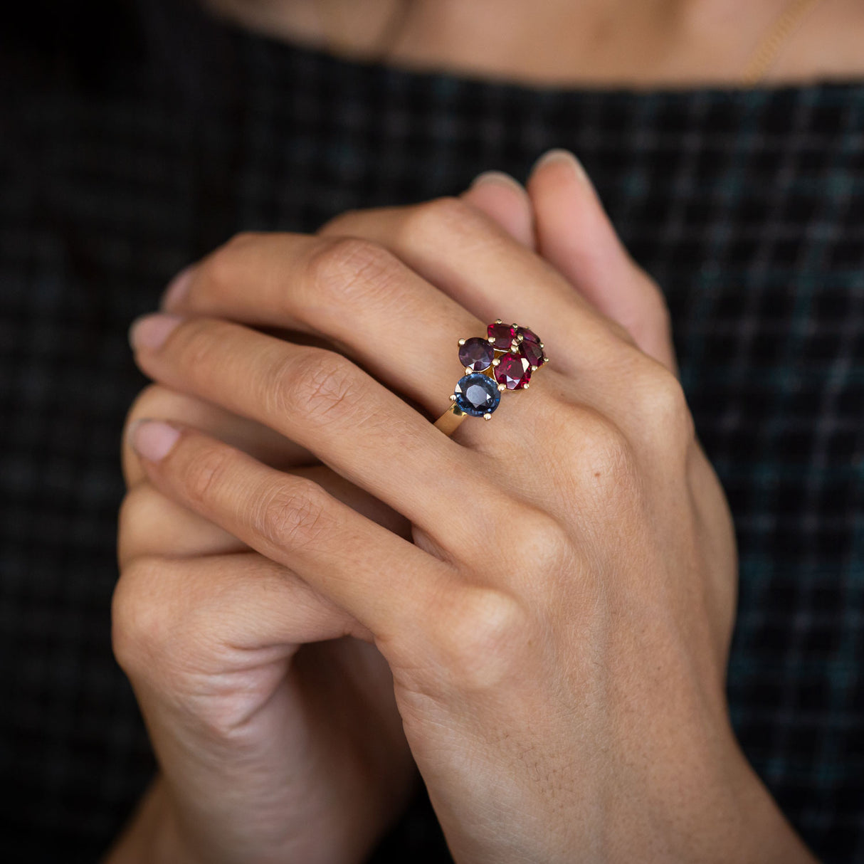 Forbidden Fruit Cluster ring in 9 carat Gold