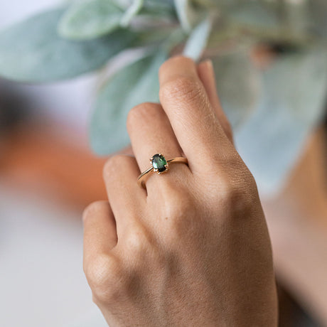 Moss Green Tourmaline Heart Window ring in 9 carat Gold